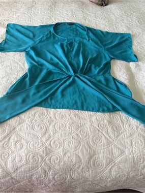 BOLD elements Teal Tie-Front Blouse